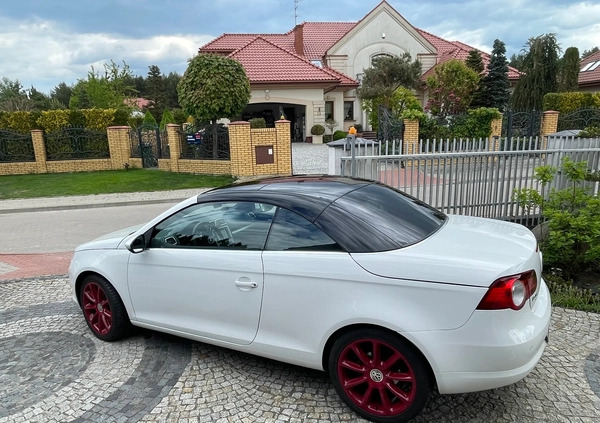 Volkswagen Eos cena 39500 przebieg: 174870, rok produkcji 2010 z Białystok małe 631